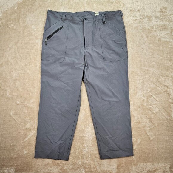 Made in Canada Tilley Pants Safari Cargo Men's Size 44 Zipped Pocket Workwear - Picture 2 of 16